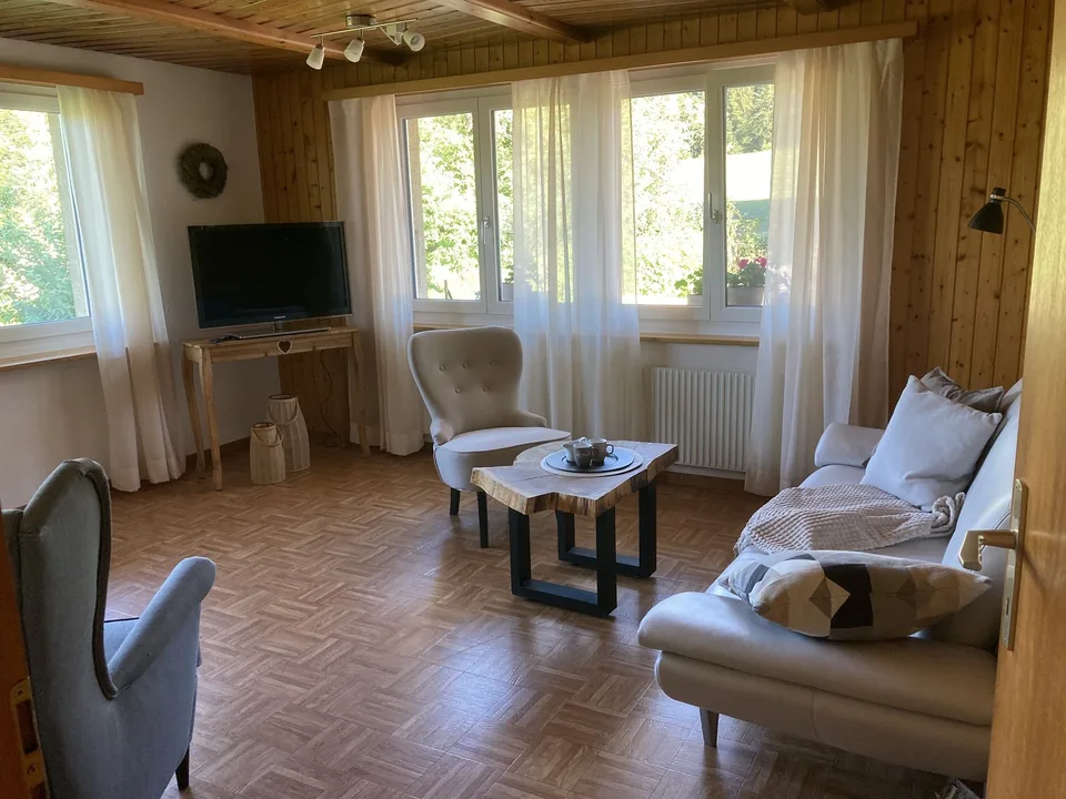 3½ ZI-WOHNUNG IN MIRCHEL (BE), MÖBLIERT, TEMPORÄR