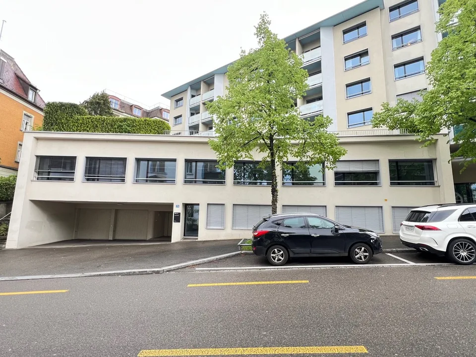 Multifunktionale Gewerbe- und Bürofläche nahe der ETH / UNI Zürich - mit Parkplätzen