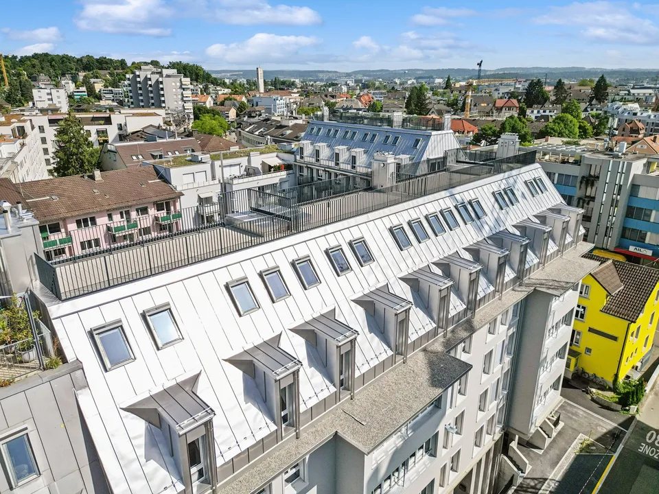 ERSTVERMIETUNG: 1.5-Zimmerwohnung an bester Lage in Zürich-Oerlikon