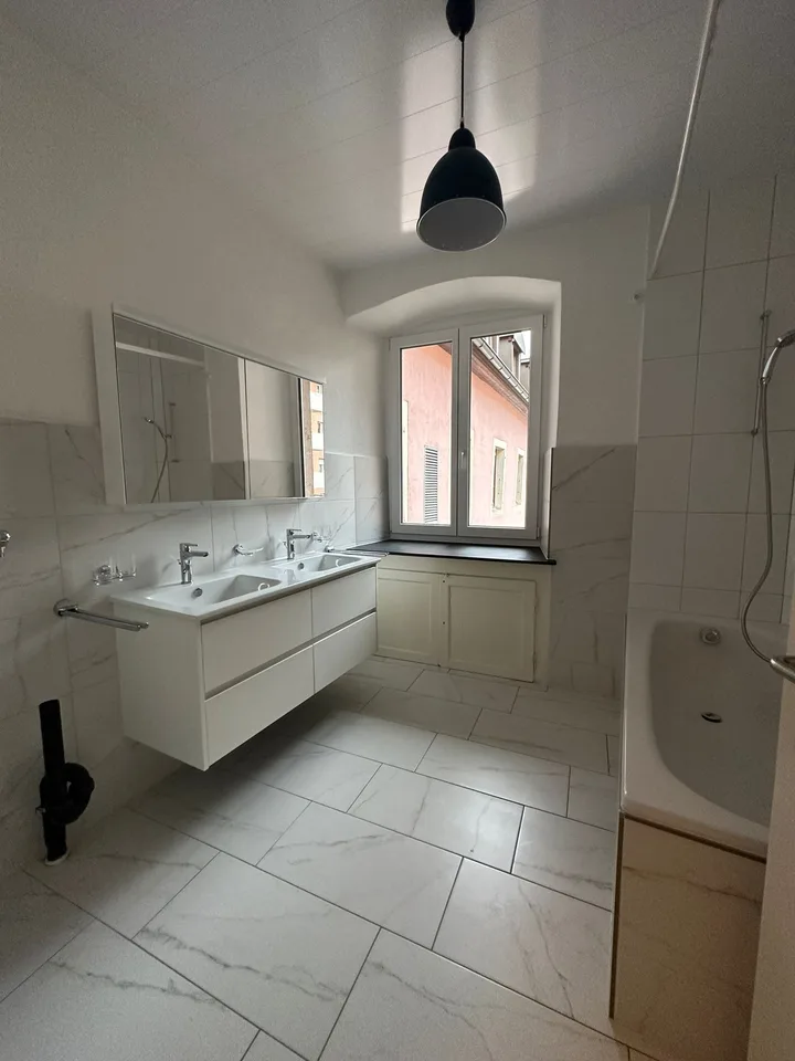 Ampio appartamento di 5,5 locali a Porrentruy – foto 7 di 12