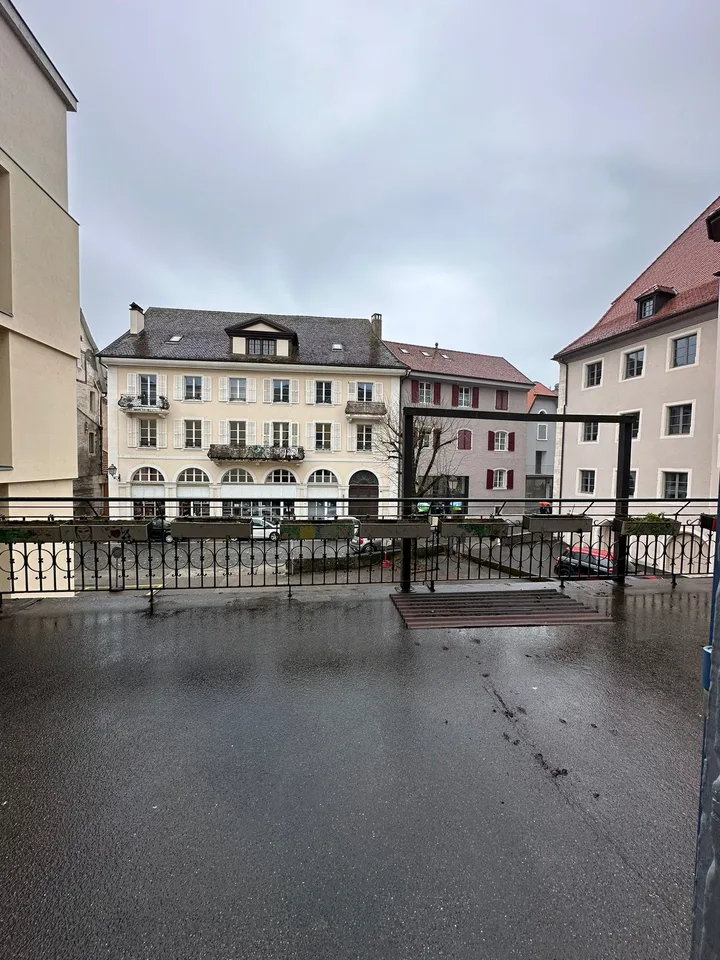 Ampio appartamento di 5,5 locali a Porrentruy – foto 10 di 12