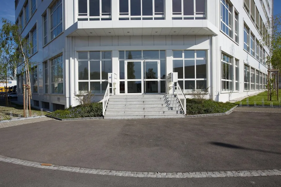 Gewerbe in Birsfelden – Foto 6 von 9