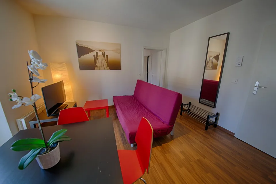 Gemütliche 2.5-Zimmer-Wohnung mit Balkon in Zürich-Oerlikon – foto 11 di 18