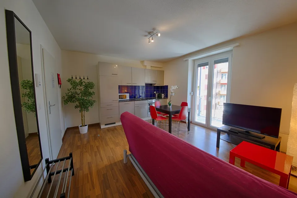 Gemütliche 2.5-Zimmer-Wohnung mit Balkon in Zürich-Oerlikon – foto 6 di 18