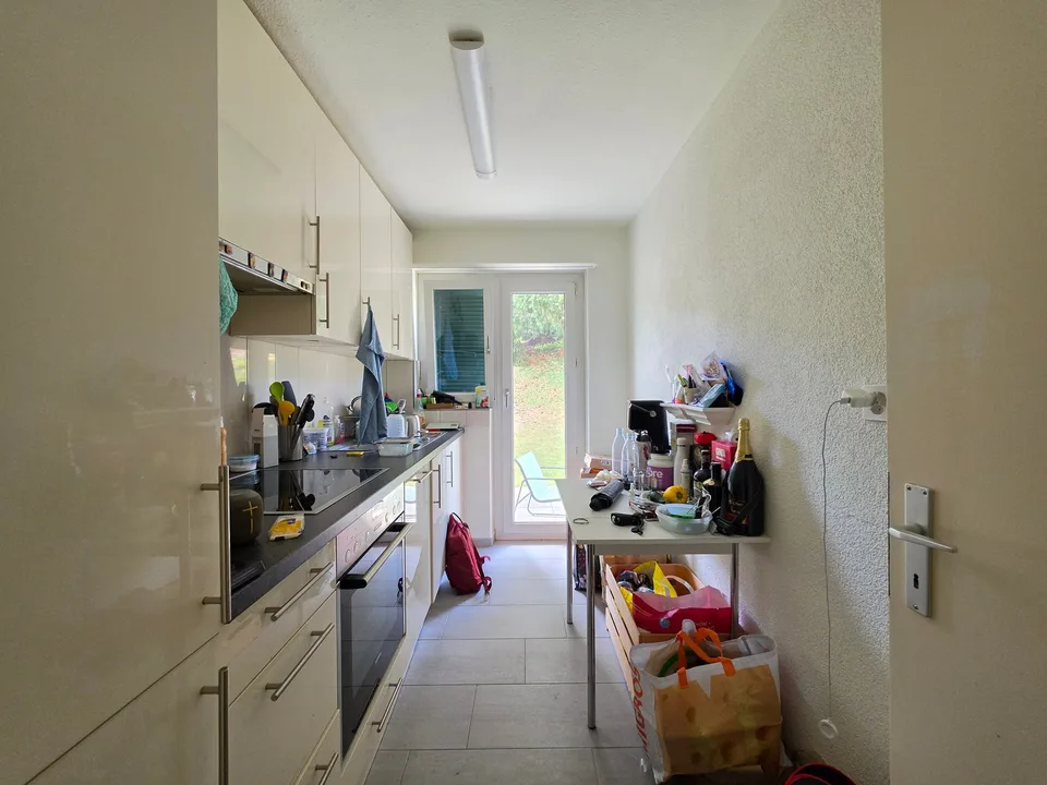 Appartamento di 3 locali accogliente con area giardino.