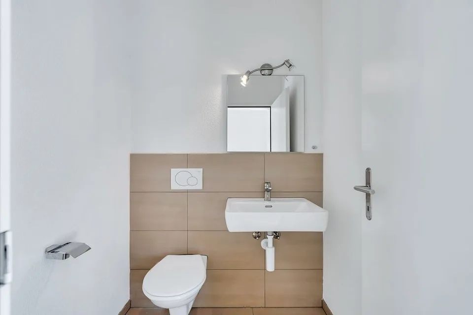 Espace de bureau/atelier spacieux et lumineux à louer ! – photo 6 sur 8