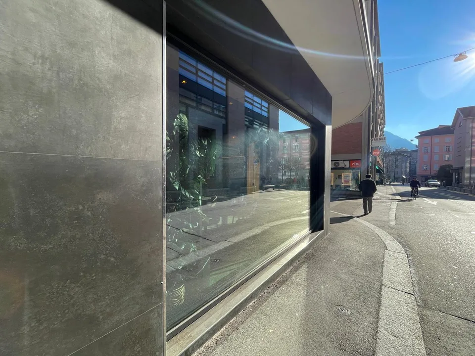 Spazio commerciale / ufficio in Centro Lugano