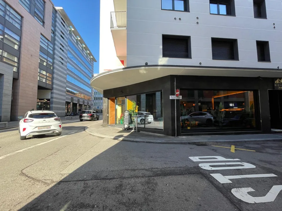 Spazio commerciale / ufficio in Centro Lugano