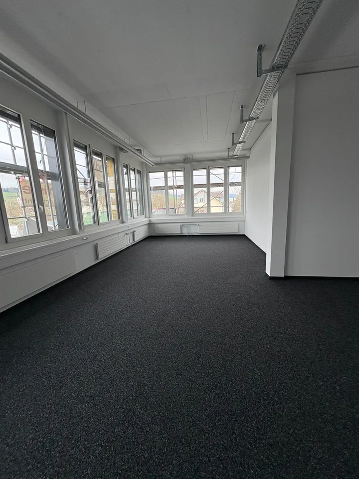 Expanded offices in great traffic location and many shopping opportunities