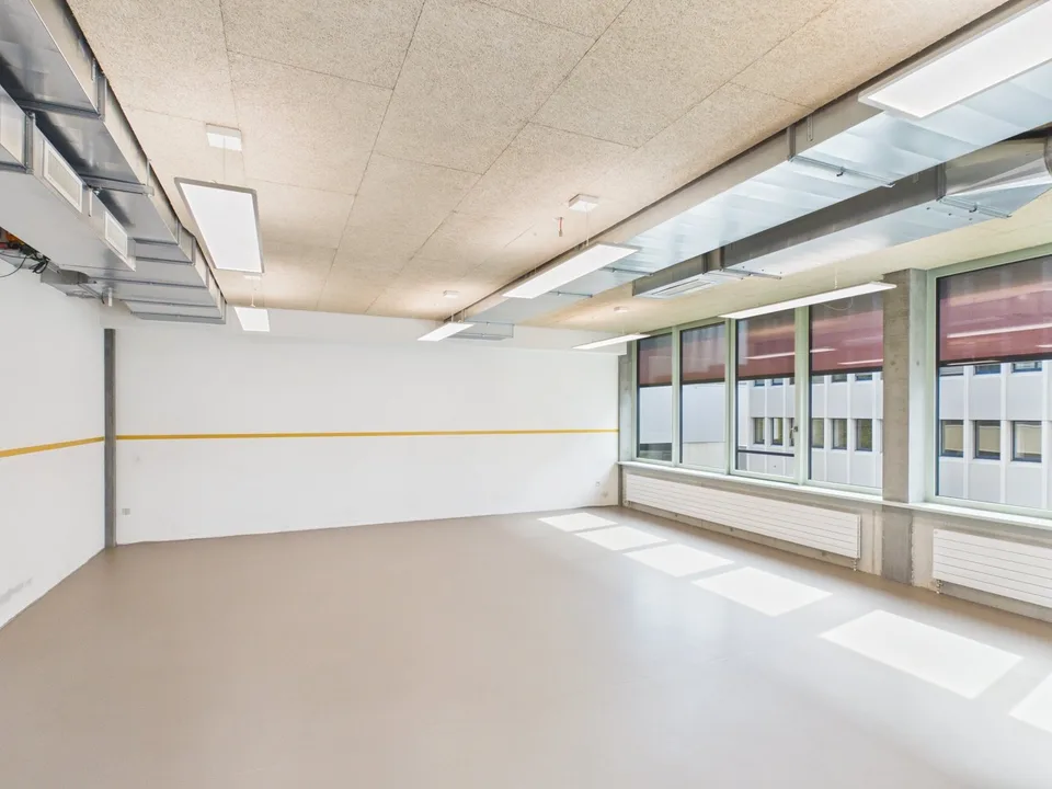 Nouveau bâtiment pour les écoles et les établissements d'enseignement – photo 7 sur 15
