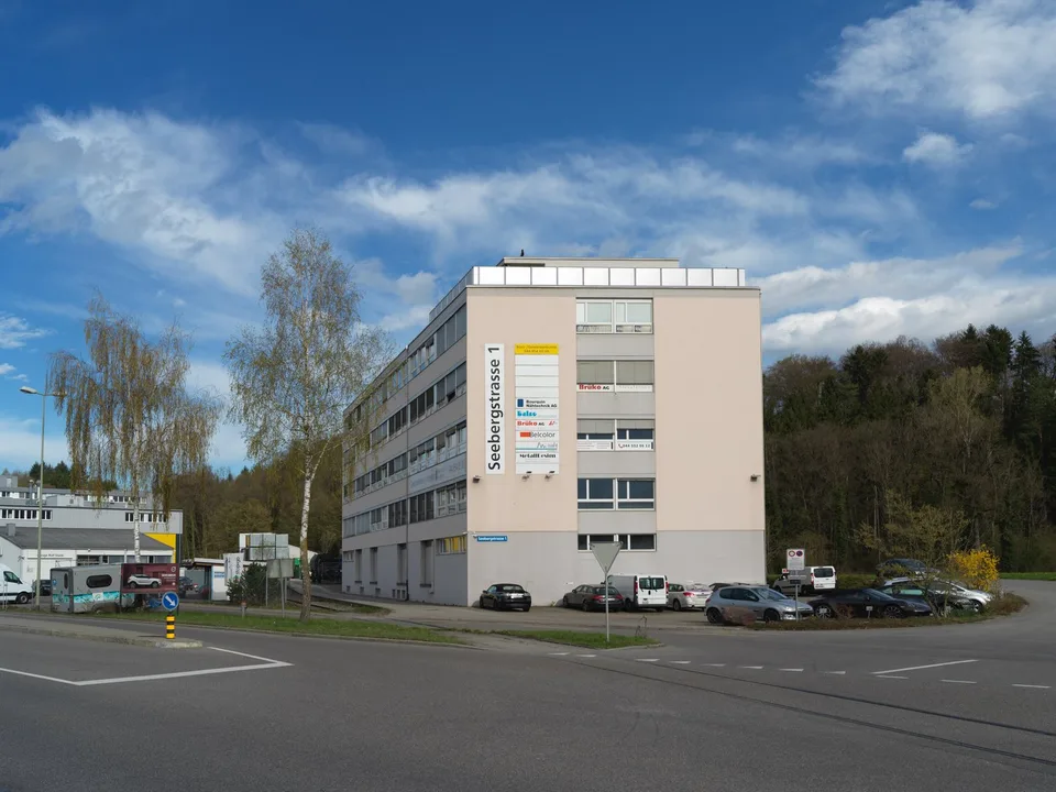 Commercial space with a view in Unterengstringen – photo 9 of 10