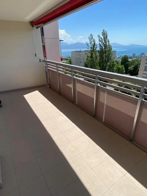 Wohnung mit 3.5 Zimmern in Lausanne