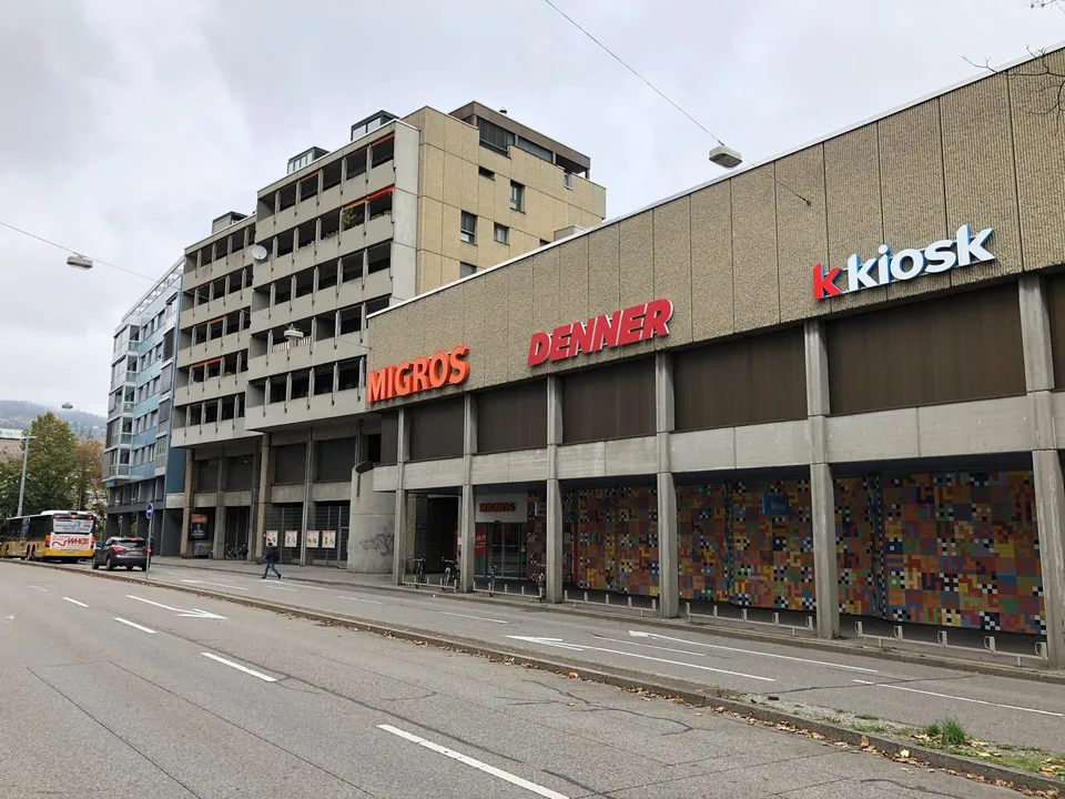 Einstellhallenplatz im Zentrum von Biel zu vermieten