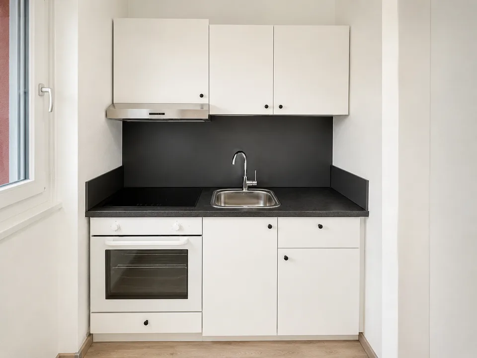 Magnifique studio fraichement rénové - A saisir sans attendre !!