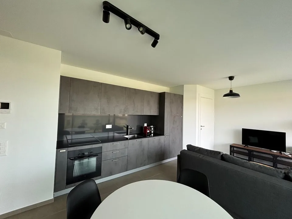 Neues, vollständig möbliertes 2-Zimmer-Apartment - Inclusive-Miete