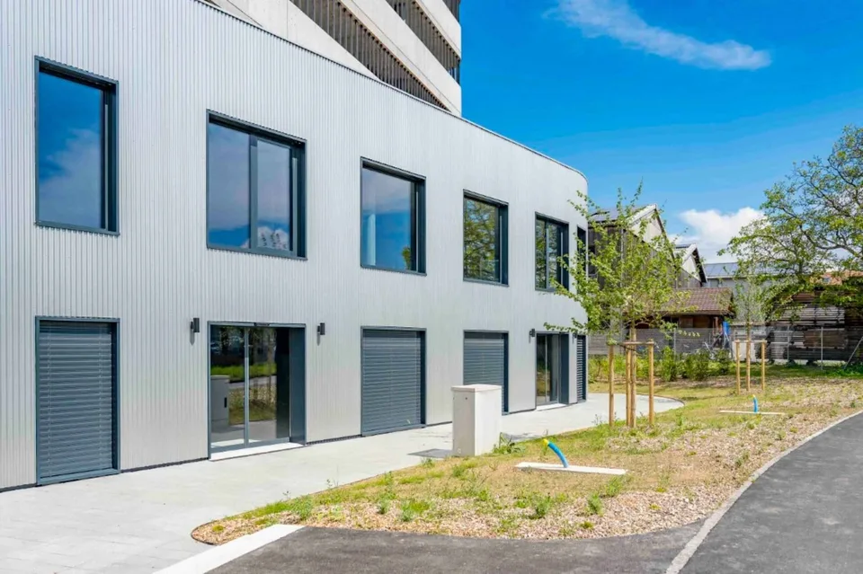 Atelier/Showroom von 350 m² in Meyrin