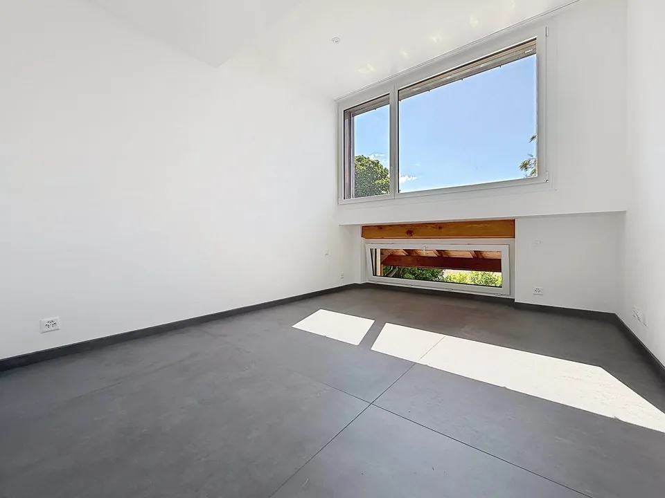 Neu 3,5 Zimmer 86 m² Verfügbar sofort!