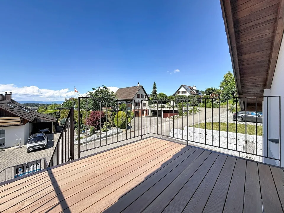 Neu 3,5 Zimmer 86 m² Verfügbar sofort!