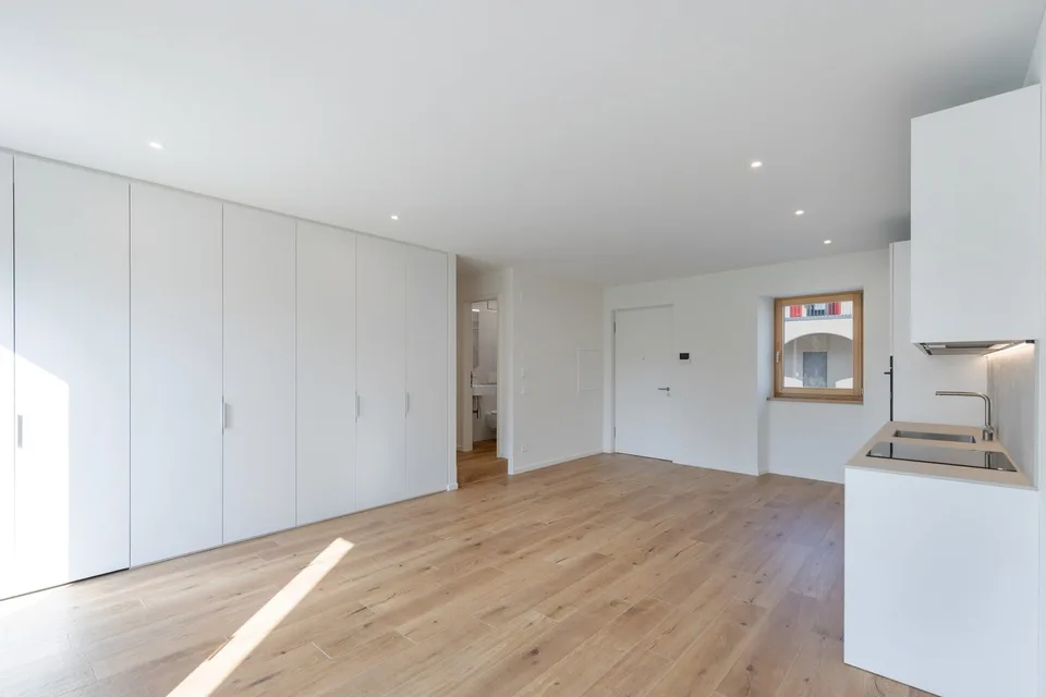 Ehemalige, komplett renovierte Farm, Duplex in erster Lage mit privatem Garten