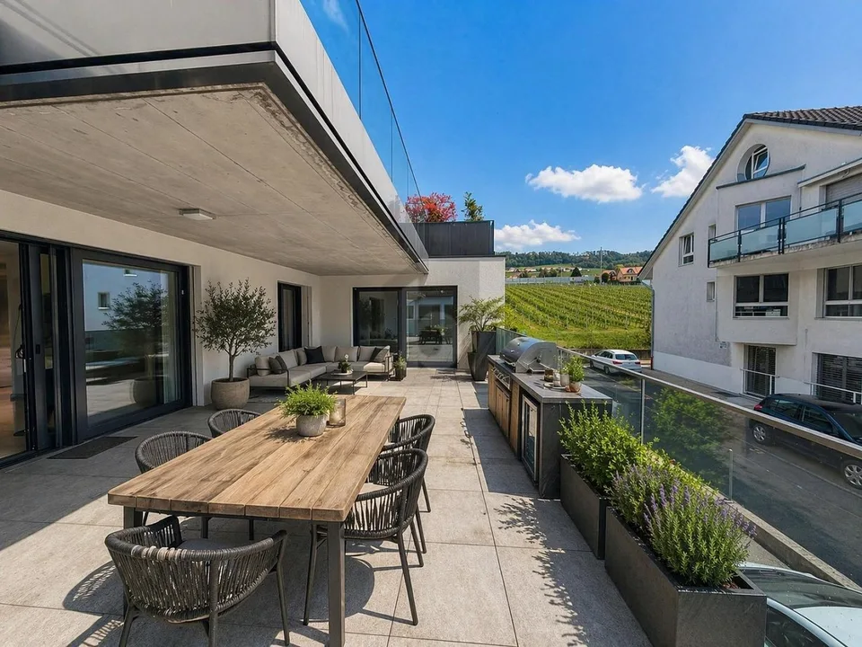 Geräumig und hell mit großer Terrasse