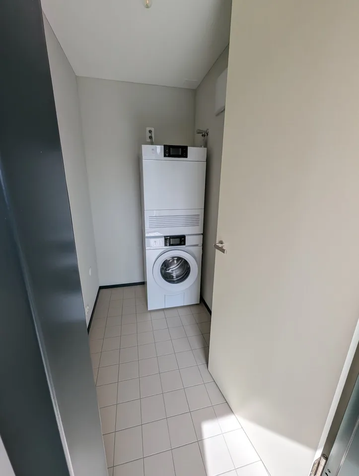 Appartement moderne 4.5 pièces dans un immeuble neuf avec balcon