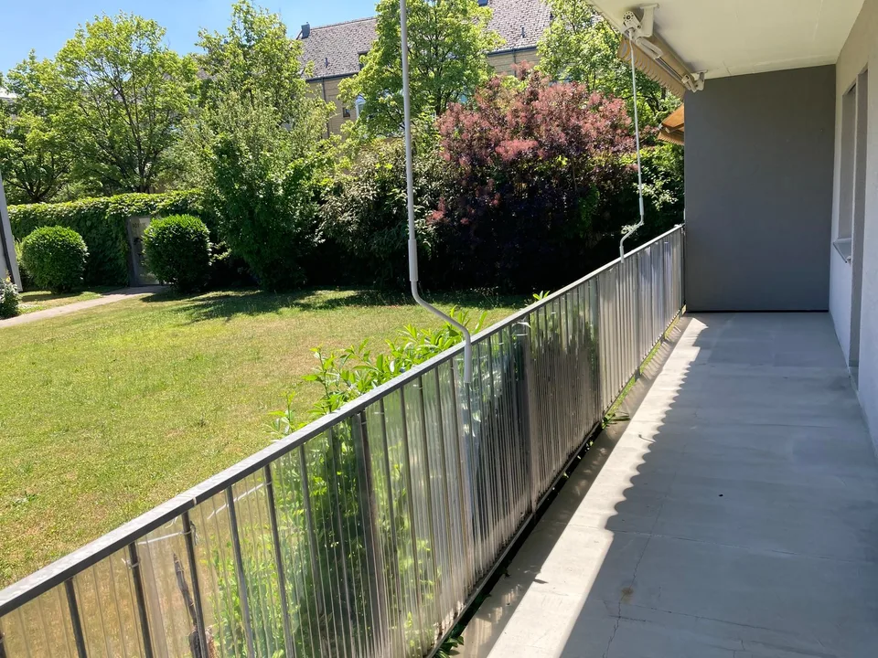 Appartamento di 2 camere con ampio balcone soleggiato