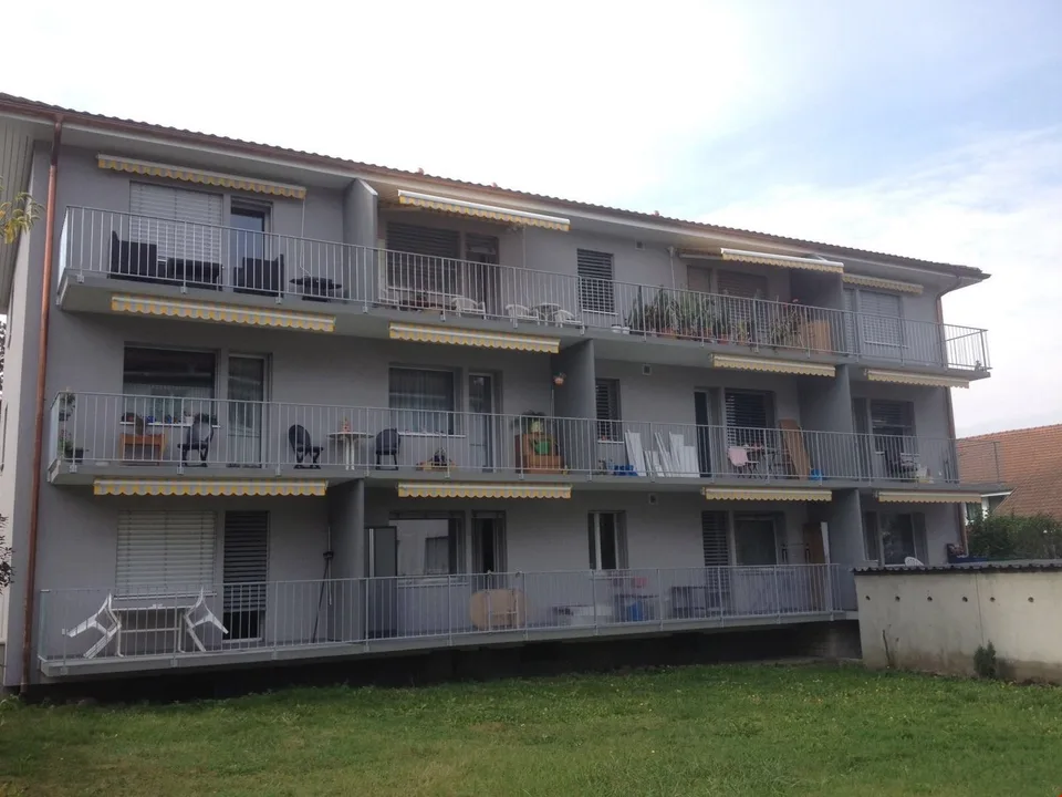 2-Zimmerwohnung mit grossem sonnigem Balkon