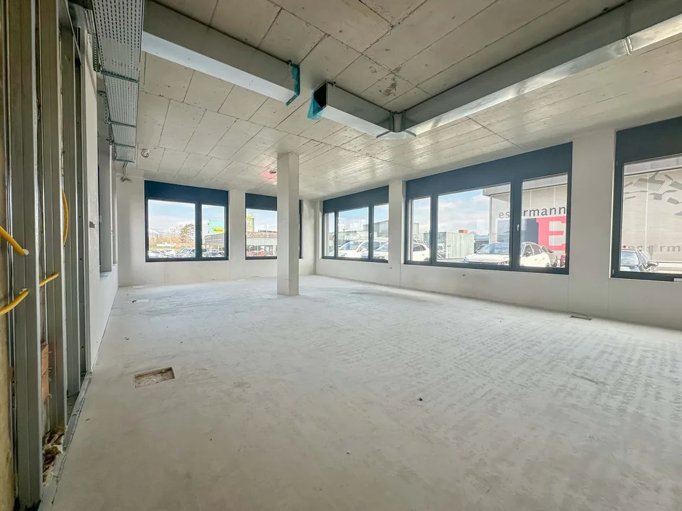 Espace commercial attrayant dans un emplacement très fréquenté
