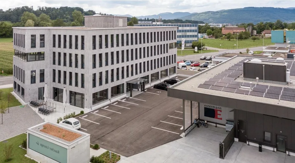 Espace commercial attrayant dans un emplacement très fréquenté