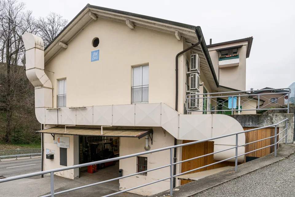 CASTEL SAN PIETRO ESPACE COMMERCIAL, VOUS AVEZ L'IDÉE, NOUS AVONS L'ESPACE