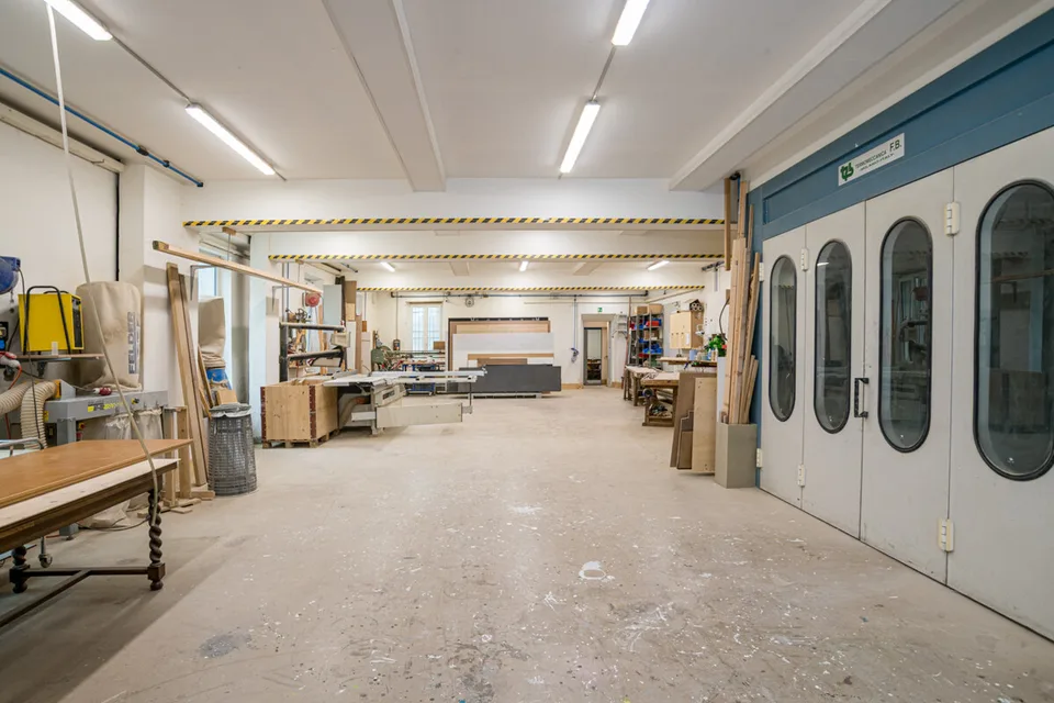 CASTEL SAN PIETRO ESPACE COMMERCIAL, VOUS AVEZ L'IDÉE, NOUS AVONS L'ESPACE