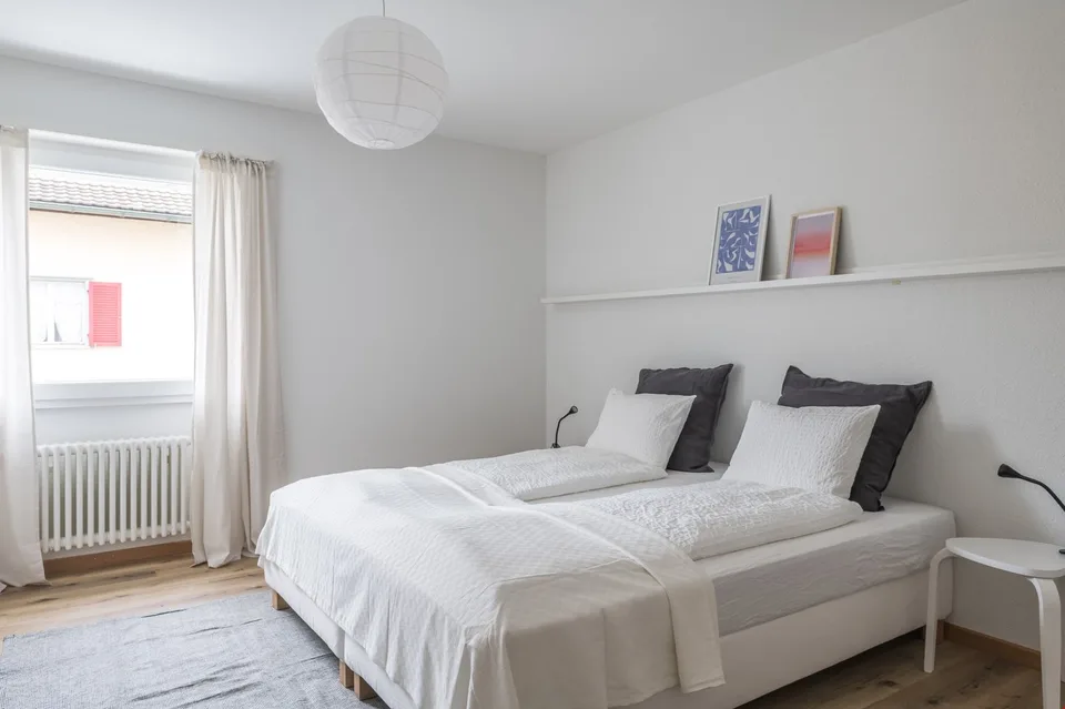 Nouvel appartement familial 3.5 pièces à 20 minutes de Zurich – photo 6 sur 11