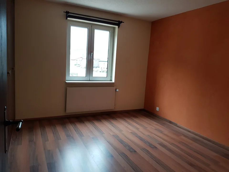Schönes 4,5-Zimmer-Apartment mit Kamin in Val-de-Travers