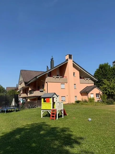 Lässige 4.5 Zimmer-Wohnung an ruhiger Lage