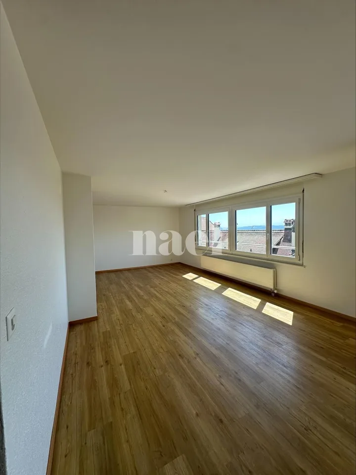 Appartement 5.5 pièces au troisème étage