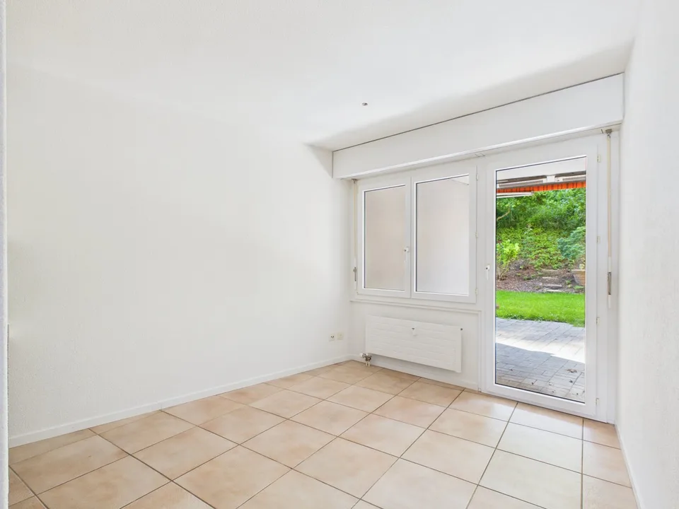 Appartement jardin spacieux de 4 pièces dans un quartier calme à Horgen