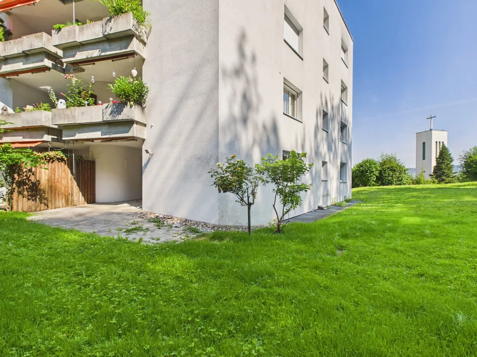 Appartement jardin spacieux de 4 pièces dans un quartier calme à Horgen