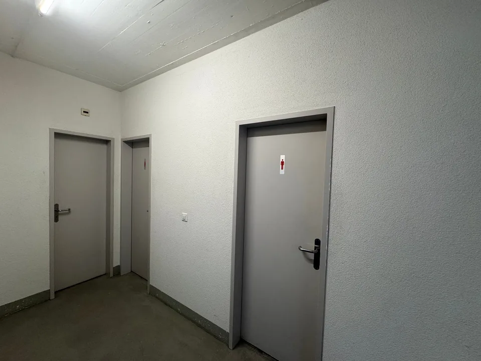 485m² - Spazio commerciale flessibile – uso polivalente a Münsingen