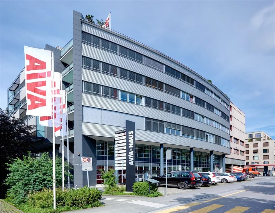 Vielseitige Gewerberäumlichkeiten im Erdgeschoss an zentraler Lage