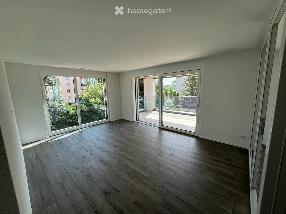 Erstbezug - Moderne 3.5 Zimmerwohnung an zentraler Lage
