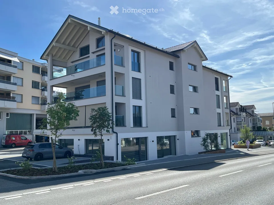 Erstbezug - Moderne 3.5 Zimmerwohnung an zentraler Lage