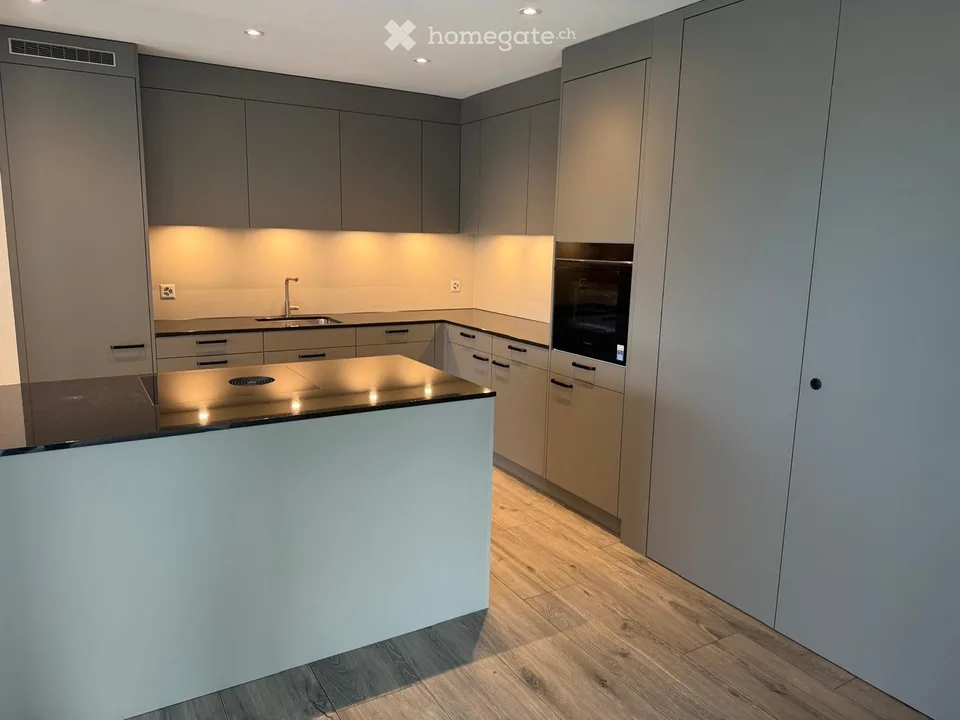 Erstbezug - Moderne 3.5 Zimmerwohnung an zentraler Lage
