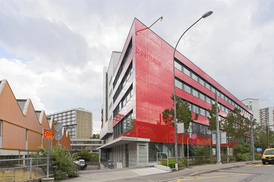 Beerhaus: Attraktive Büroräumlichkeiten / Gesamtetage mit ca. 1''''515 m²