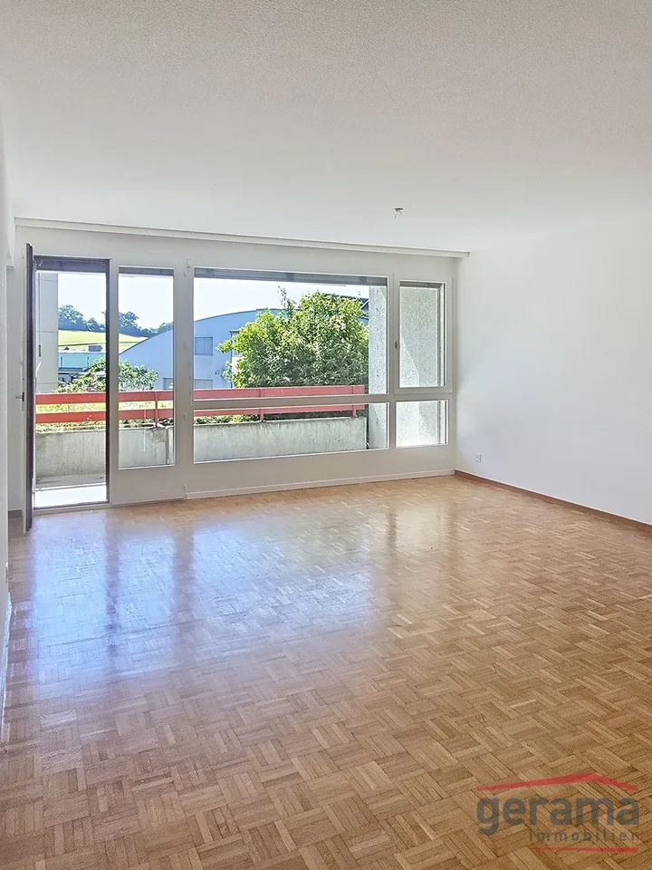 Helle 3.5 Zimmerwohnung in Schmitten