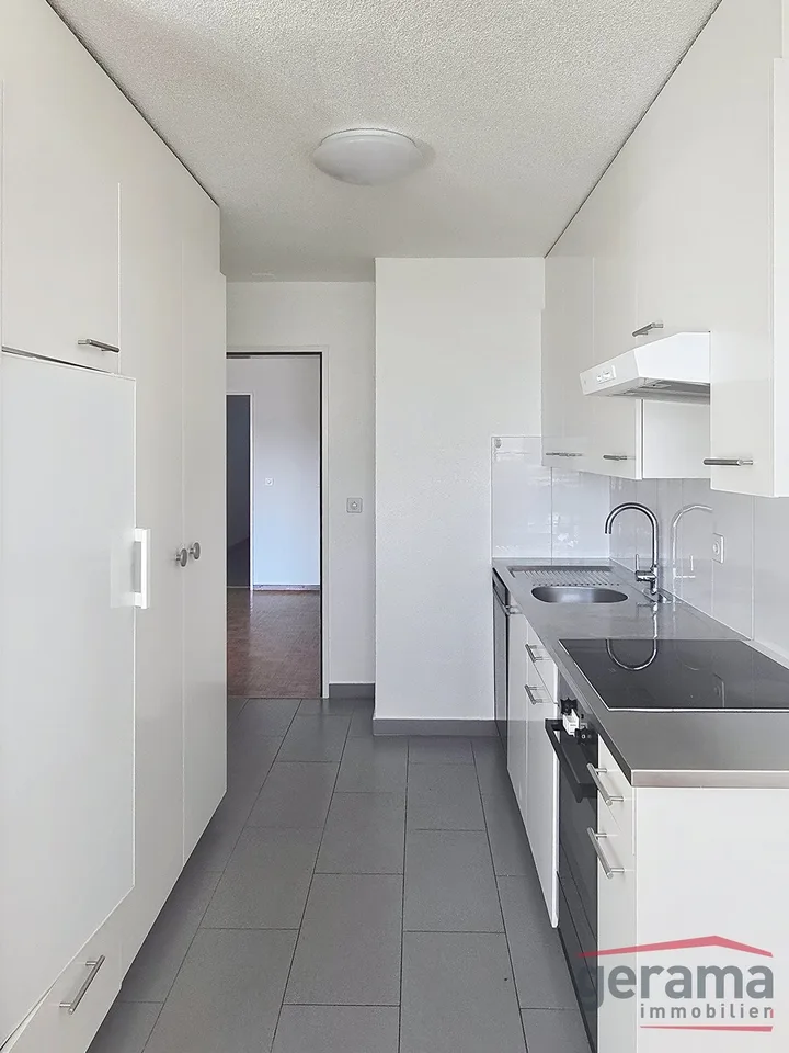 Helle 3.5 Zimmerwohnung in Schmitten
