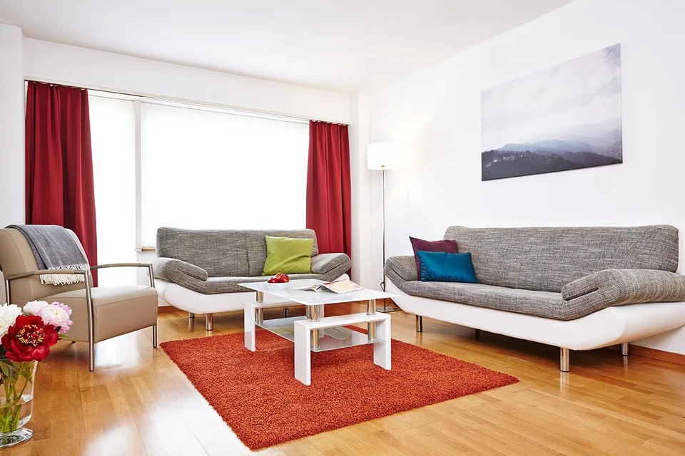 3-Zimmer Family Apartment mit Balkon möbiliert in Zürich - Nähe Bargrist/Hirsladen