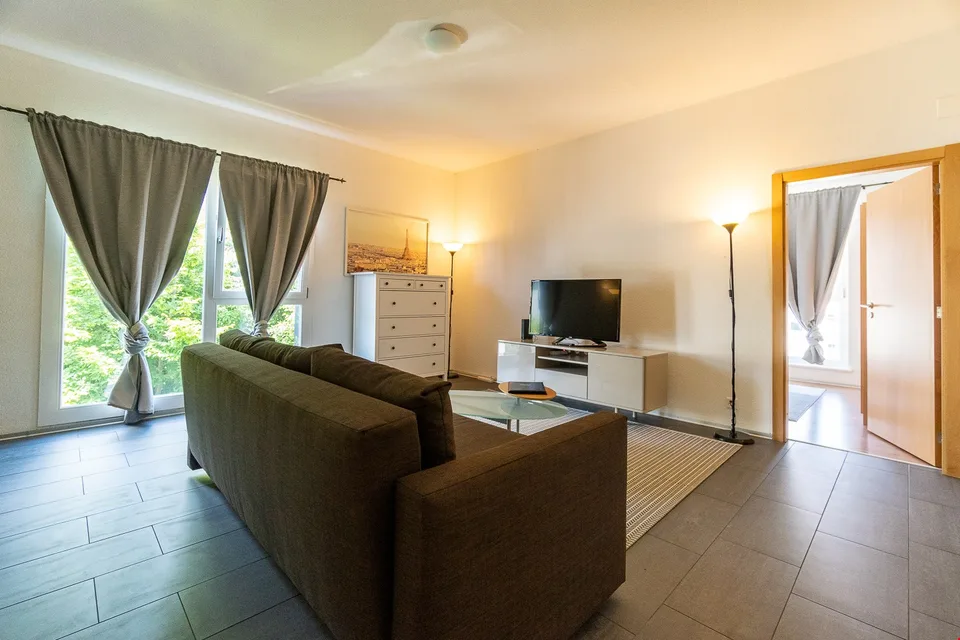 Appartement Deluxe Meublé – 2 Chambres avec Services Hôteliers