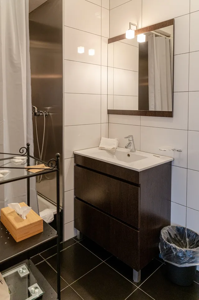 Appartement Deluxe Meublé – 2 Chambres avec Services Hôteliers – photo 10 sur 10