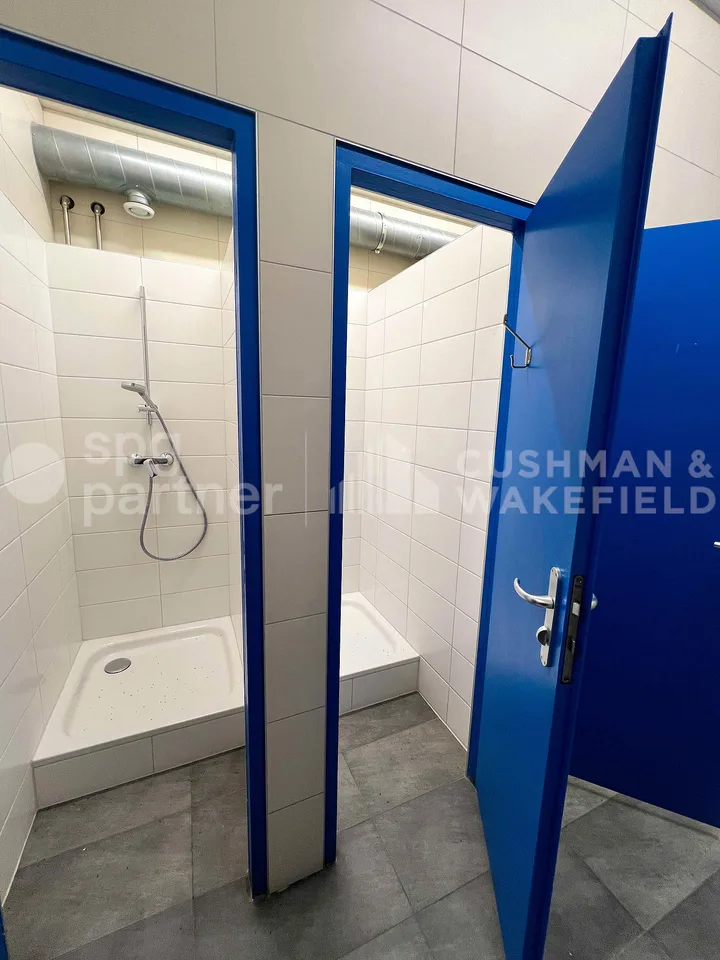 Ampia superficie industriale di 2'390 m² | Rara a Ginevra | Disponibile immediatamente – foto 13 di 13