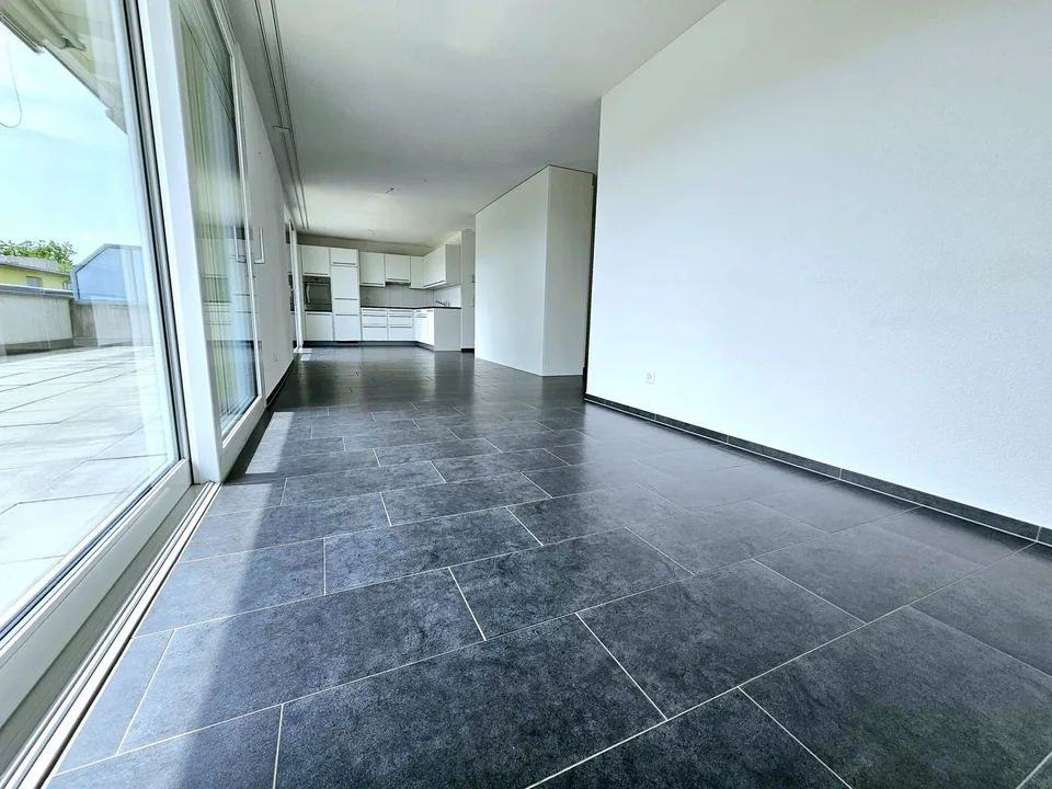 Ihr neues Zuhause! Schöne Attikawohnung mit grosser Dachterrasse